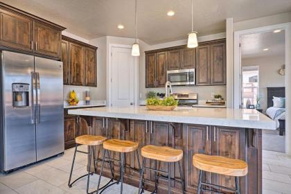 Bright Washington Home with Bike Trails On-Site - image 13