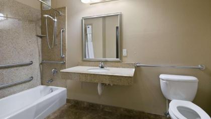 Best Western Plus Port of Camas-Washougal Convention Center - image 15