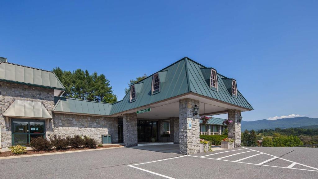 Best Western Plus Waterbury - Stowe - main image