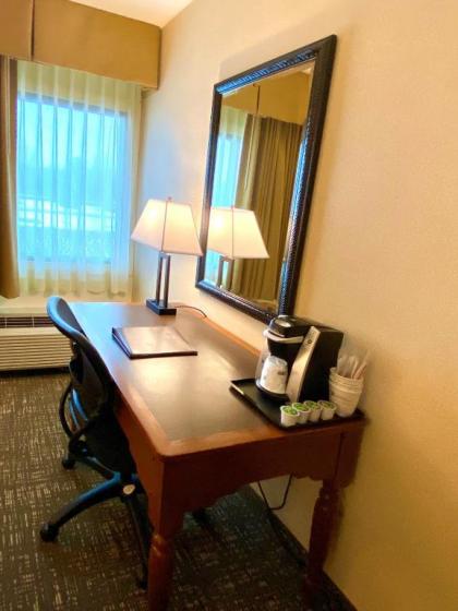 Best Western Plus Waterbury - Stowe - image 13