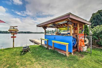 Lakefront Home Tiki Bar BBQ Canoes and Fire Pit! - image 13