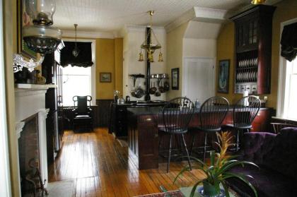 Oakcliff Bed and Breakfast - image 13