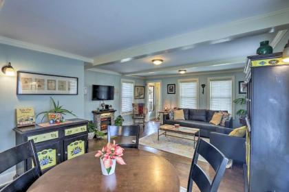 Remodeled Farmhouse in Waterford Near 2 Beaches! - image 6