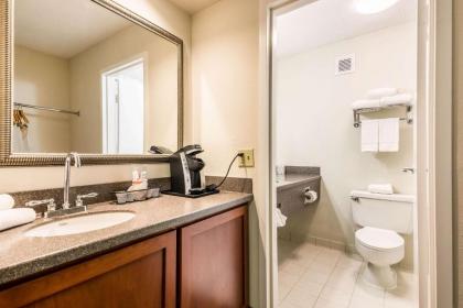 Quality Inn near Finger Lakes and Seneca Falls - image 6