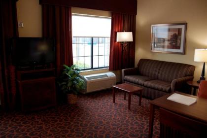 Hampton Inn & Suites Watertown - image 7