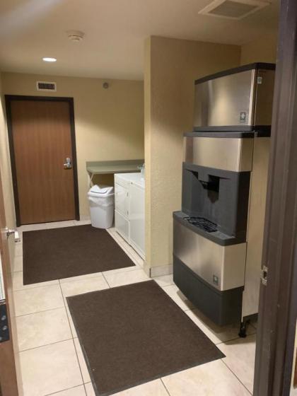 SureStay Plus Hotel by Best Western Watertown - image 12