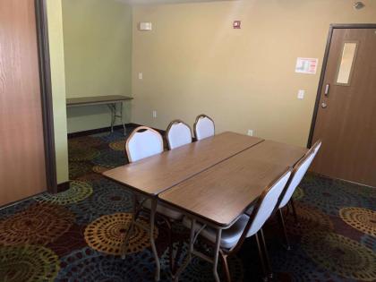 SureStay Plus Hotel by Best Western Watertown - image 6