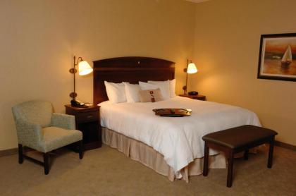 Hampton Inn Watertown - image 13