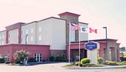 Hampton Inn Watertown - image 8