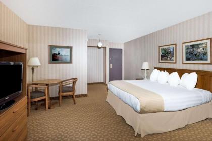 Ramada by Wyndham Watertown - image 10