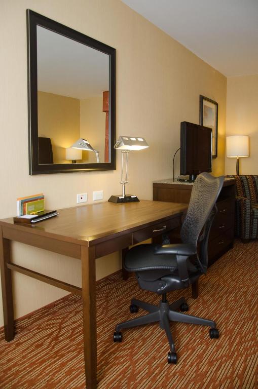 Hilton Garden Inn Watertown - image 6