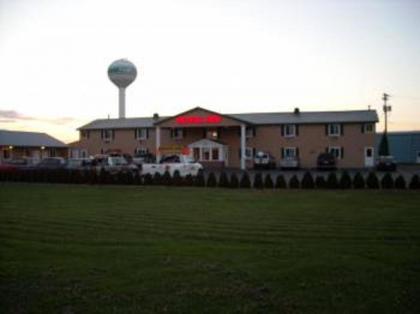 Royal Inn Motel - image 12