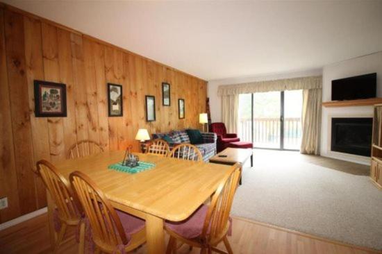 Pet Friendly Waterville Valley Condo for the family! - image 2