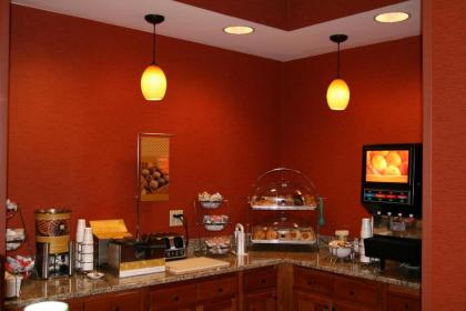 Hampton Inn Waterville - image 3