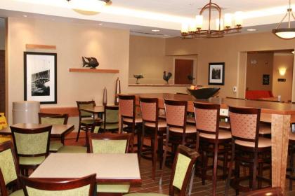 Hampton Inn Waterville - image 5