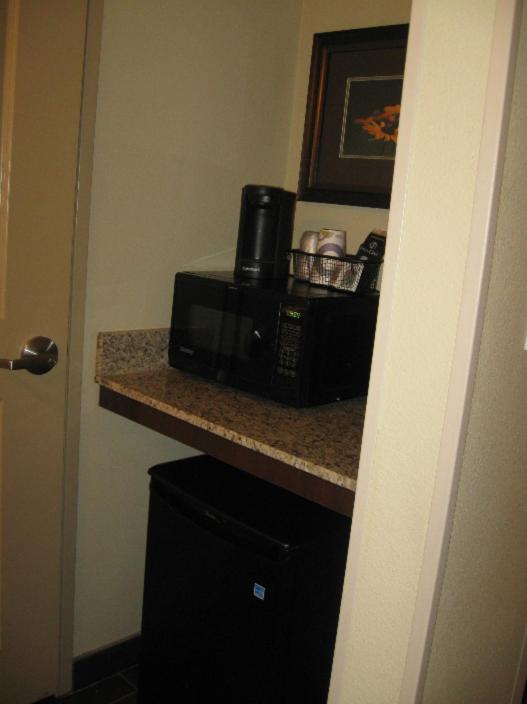 Little Missouri Inn & Suites Watford City - image 6