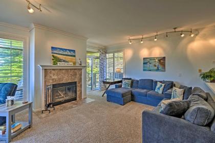 Beachfront Condo with BBQ and Monterey Bay Views - image 14