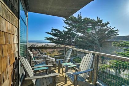 Beachfront Condo with BBQ and Monterey Bay Views - image 5