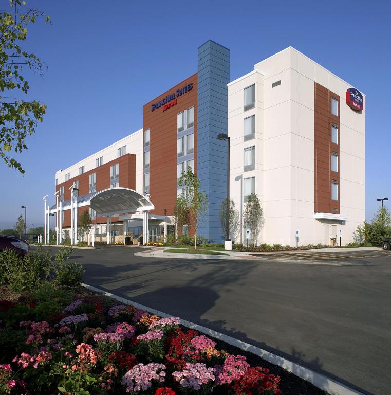 SpringHill Suites by Marriott Chicago Waukegan/Gurnee - main image