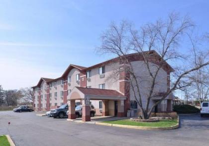 Rodeway Inn Waukegan - image 7