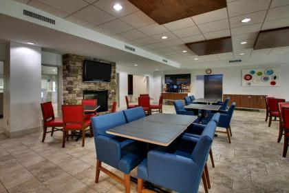 Holiday Inn Express Hotel & Suites Waukegan/Gurnee an IHG Hotel - image 5