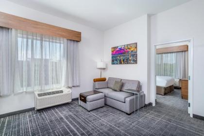 TownePlace Suites by Marriott Chicago Waukegan Gurnee - BRAND NEW - image 12