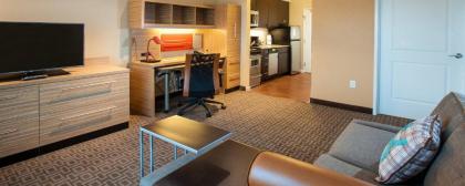 TownePlace Suites by Marriott Chicago Waukegan Gurnee - BRAND NEW - image 4