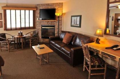 Boarders Inn & Suites by Cobblestone Hotels in Waukon - image 10