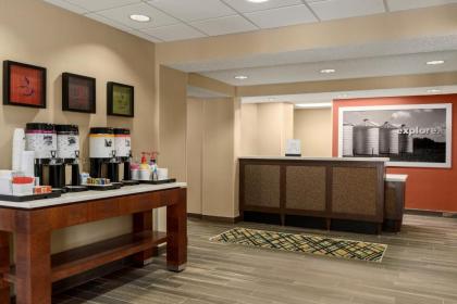 Hampton Inn Wausau - image 14