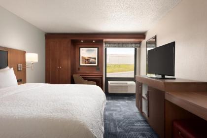 Hampton Inn Wausau - image 4