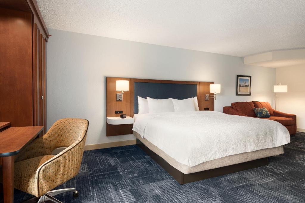 Hampton Inn Wausau - image 7