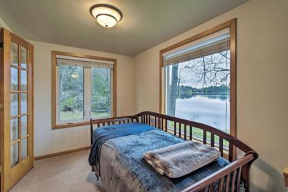 Lakefront Home with Seasonal Dock - 2 mi to Skiing! - image 5