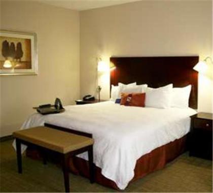 Hampton Inn and Suites Waxahachie - image 12