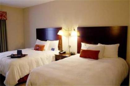 Hampton Inn and Suites Waxahachie - image 2