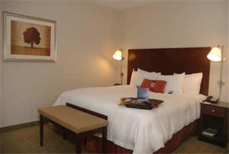 Hampton Inn and Suites Waxahachie - image 3