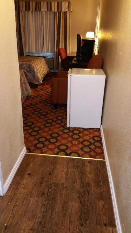 Executive Inn and Suites Waxahachie - image 12