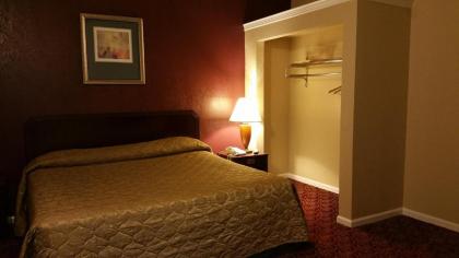 Executive Inn and Suites Waxahachie - image 15