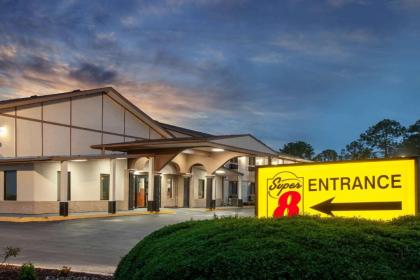 Super 8 by Wyndham Waycross GA - image 7