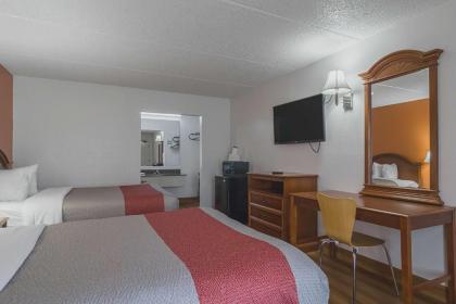 Motel 6 Waycross - image 15