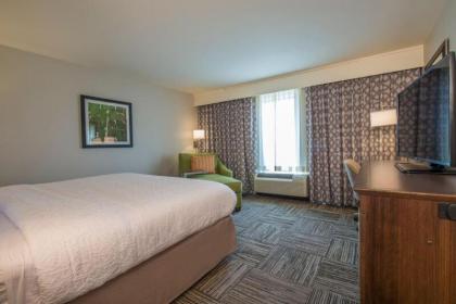 Hampton Inn Waynesboro - image 8