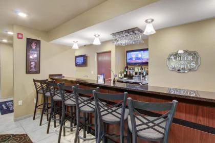 Cobblestone Hotel & Suites - Waynesboro - image 15