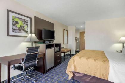 Quality Inn Waynesboro - image 10