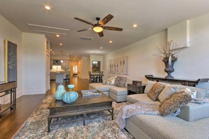 Modern Main St Apt in Downtown Waynesville! - image 12