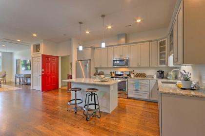 Modern Main St Apt in Downtown Waynesville! - image 14