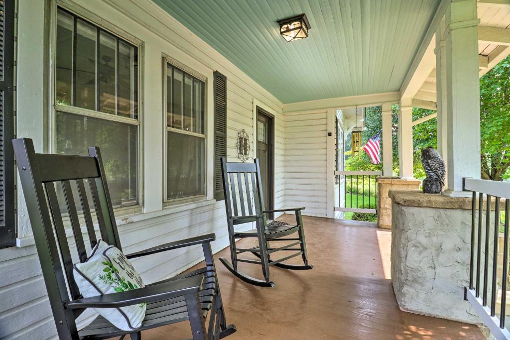 Cozy Home with Views Less Than 1 Mi to Lake Junaluska! - main image