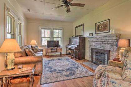 Cozy Home with Views Less Than 1 Mi to Lake Junaluska! - image 3