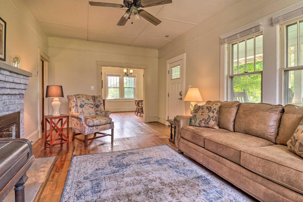 Cozy Home with Views Less Than 1 Mi to Lake Junaluska! - image 7