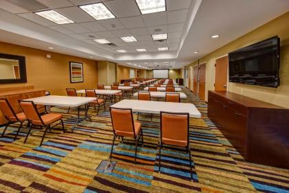 Fairfield Inn and Suites by Marriott Weatherford - image 13