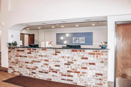 Holiday Inn Express Hotel and Suites Weatherford an IHG Hotel - image 8