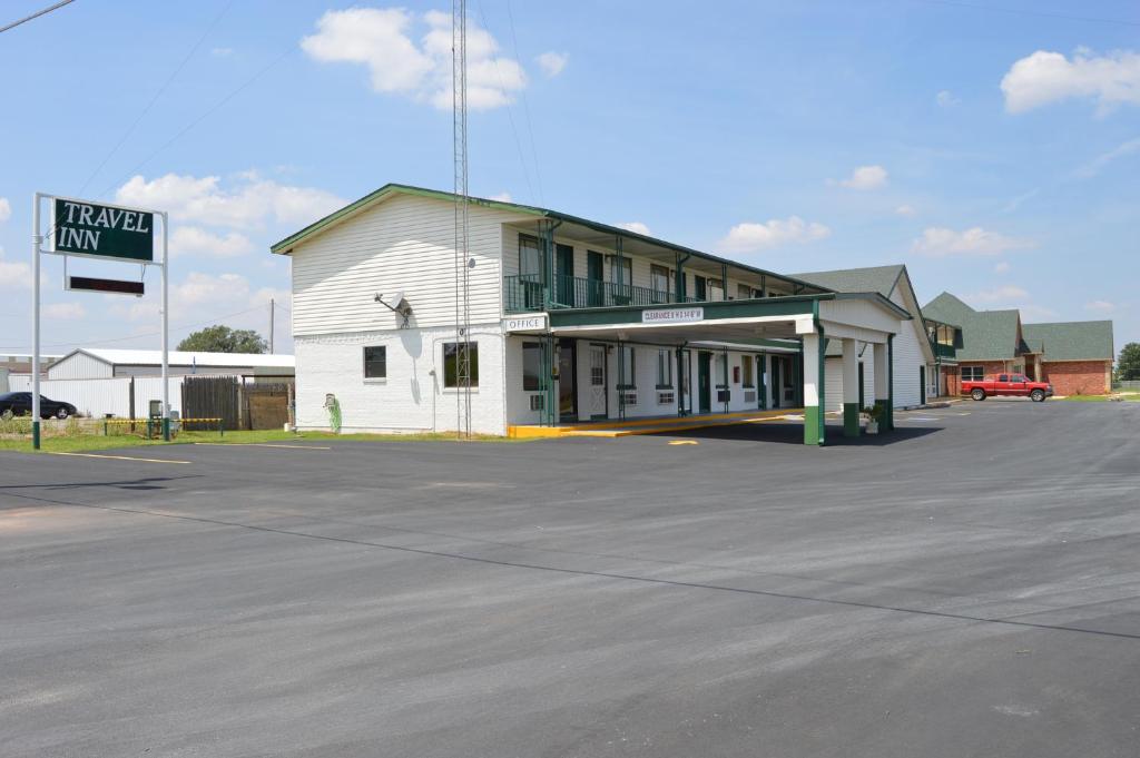 Travel Inn Weatherford - main image